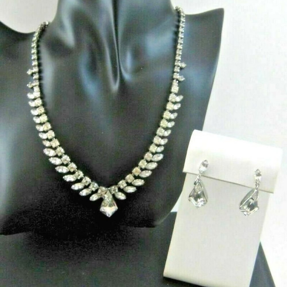Denbé Rhinestone Necklace Earrings Set